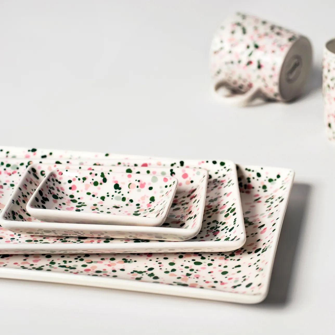 Tallrikar*IITTALA A5 tallrik 15x21cm Helle rosa-grön Helle rosa-grön