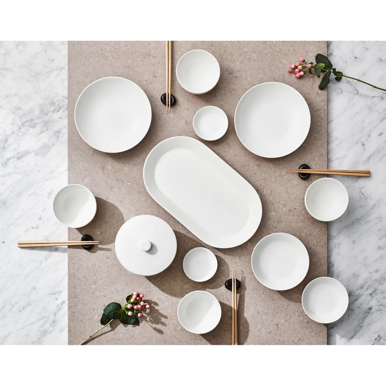 Tallrikar*IITTALA Djup tallrik 20cm vit