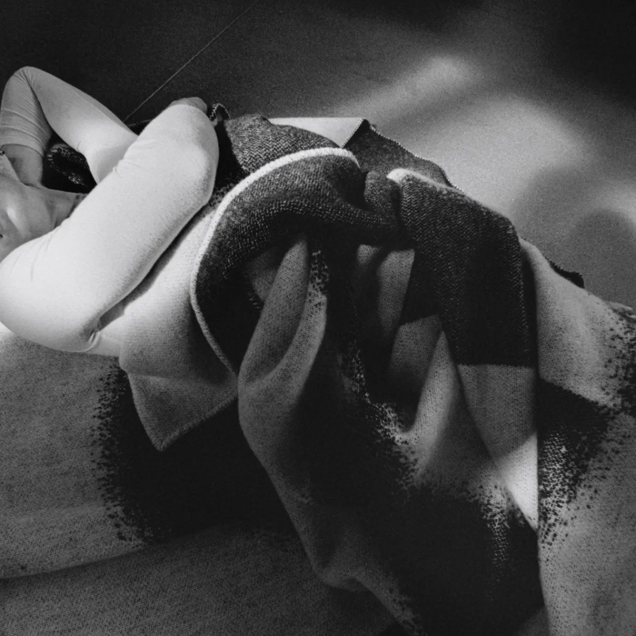 Hemtextilier*IITTALA Filt 130x180cm Ecru-svart