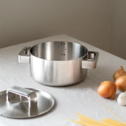 Kastruller Och Stekpannor*IITTALA Gryta 2,0l