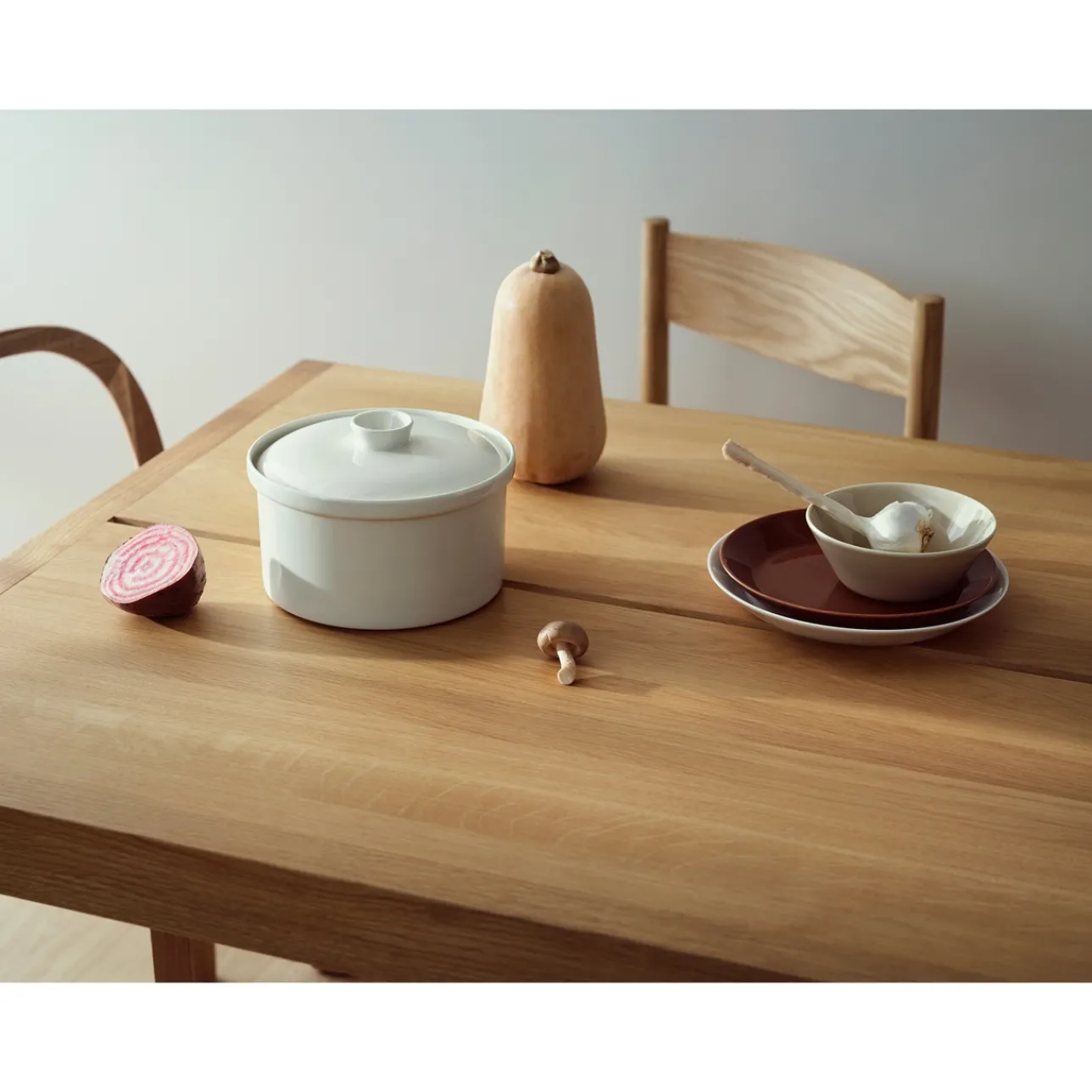 Grytor|Kastruller Och Stekpannor*IITTALA Gryta med lock 2,3L Vit