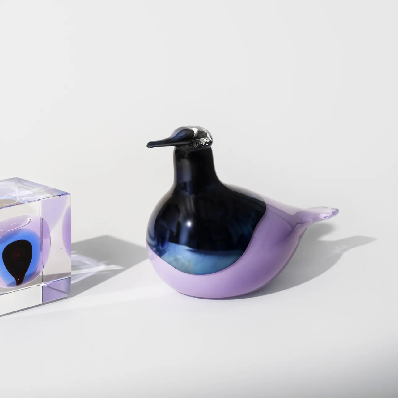 Birds By Toikka|Konstföremål*IITTALA Gylling årsfågel 245x135 mm ljuslila 2025