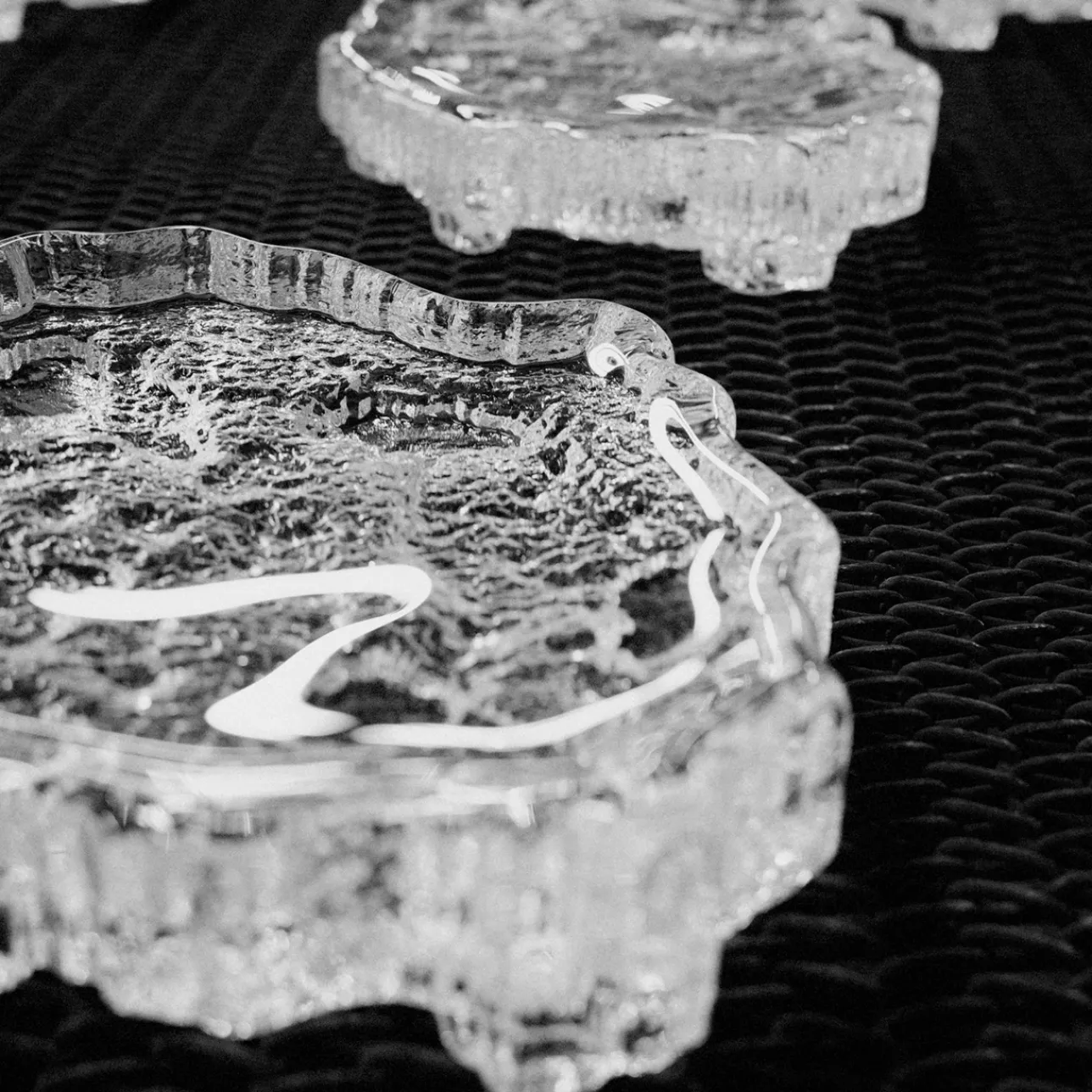 Serveringsbrickor Och Uppläggningsfat|Konstföremål*IITTALA Isflak konstverk 260x35mm Klar