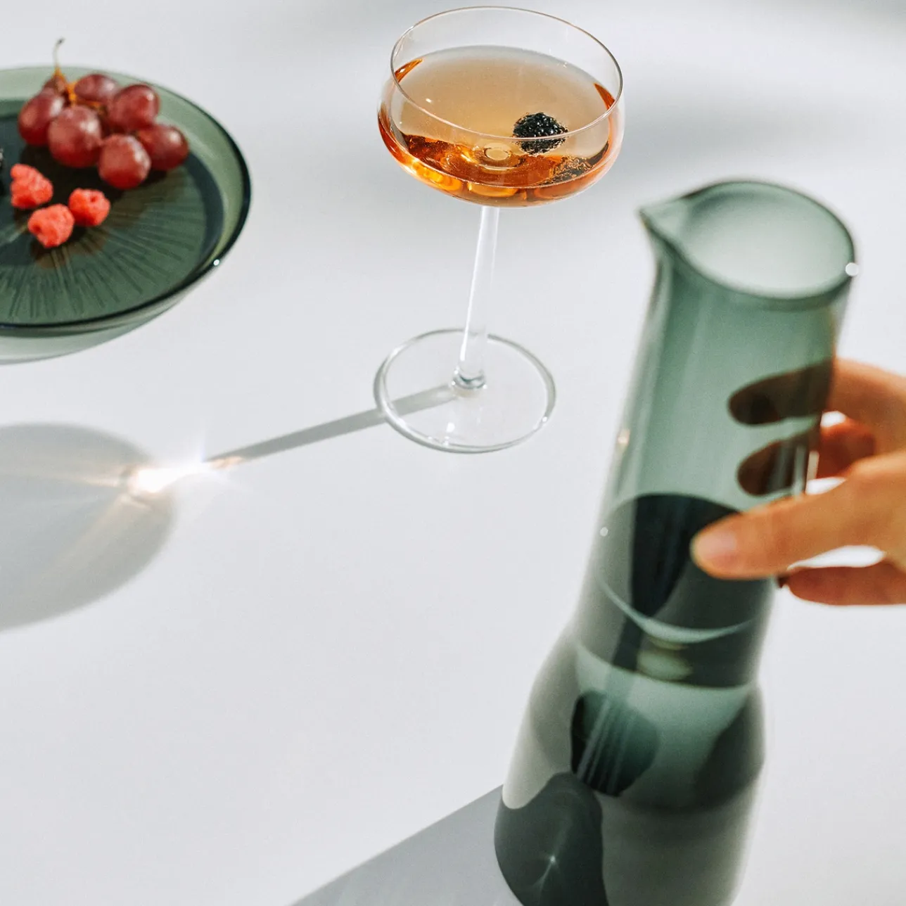 Kannor Och Karaffer*IITTALA Karaff 100cl mörkgrå Mörkgrå