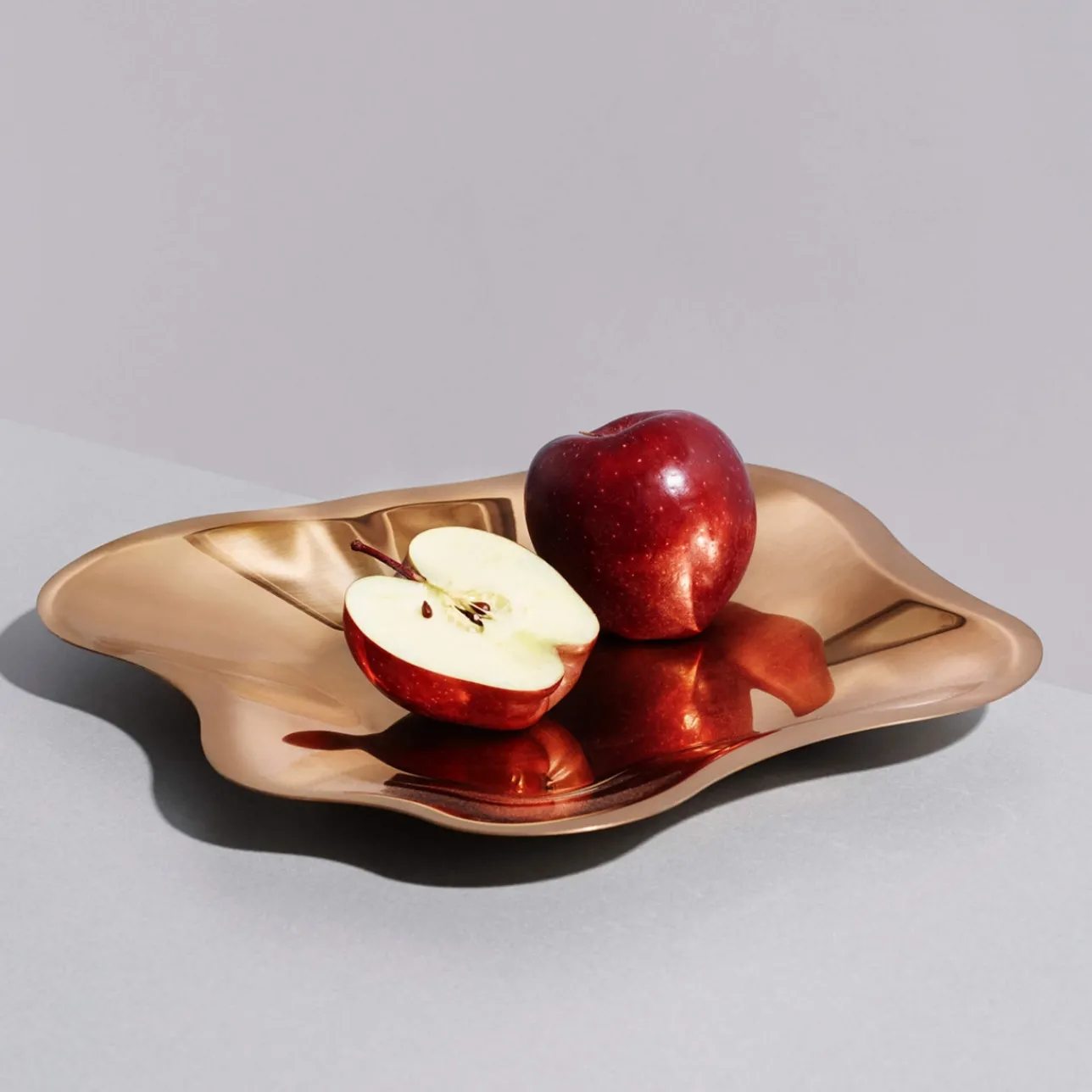 Serveringsbrickor Och Uppläggningsfat|Alvar Aalto Collection*IITTALA Skål 358mm roséguld Roséguld