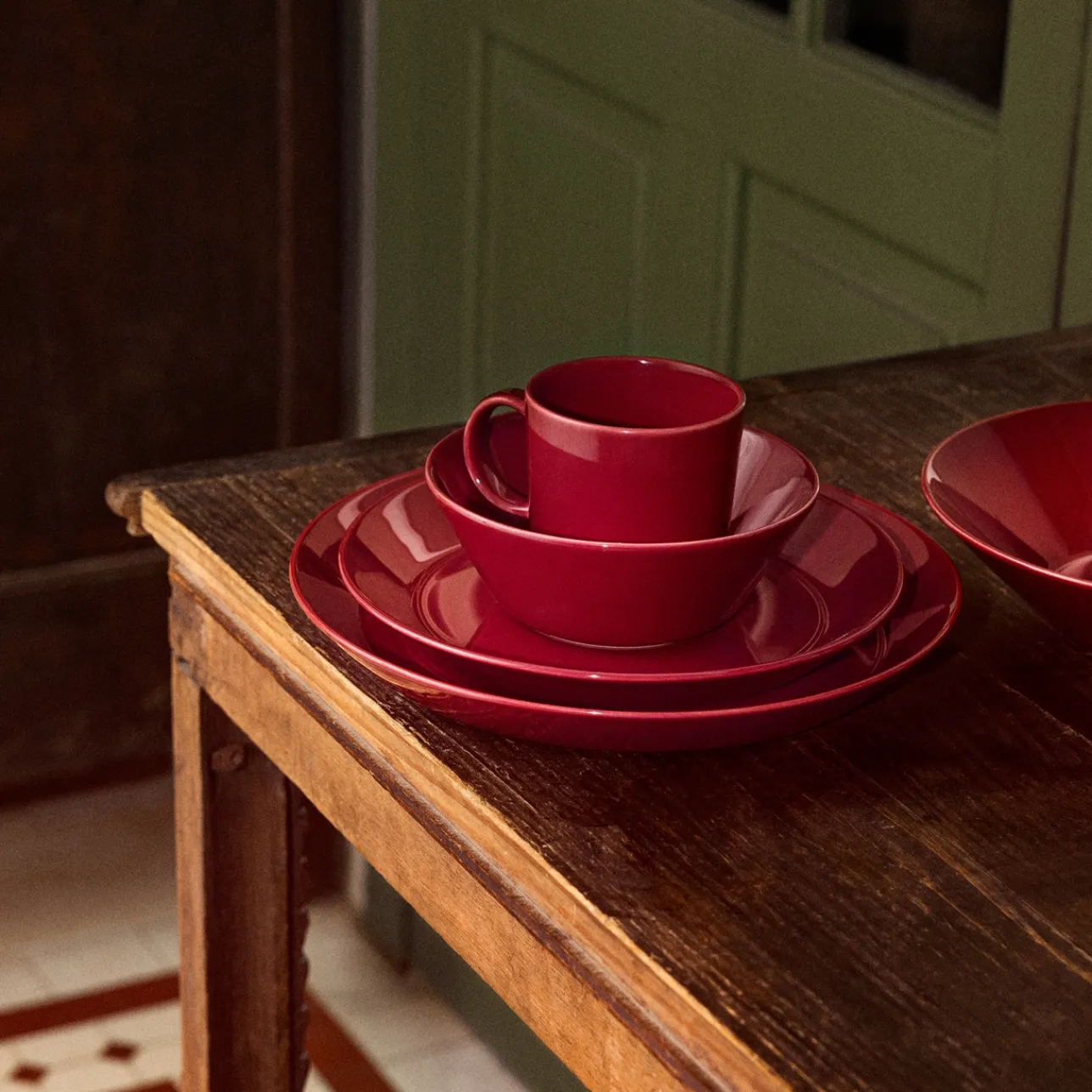 Tallrikar*IITTALA Tallrik 21 cm körsbär