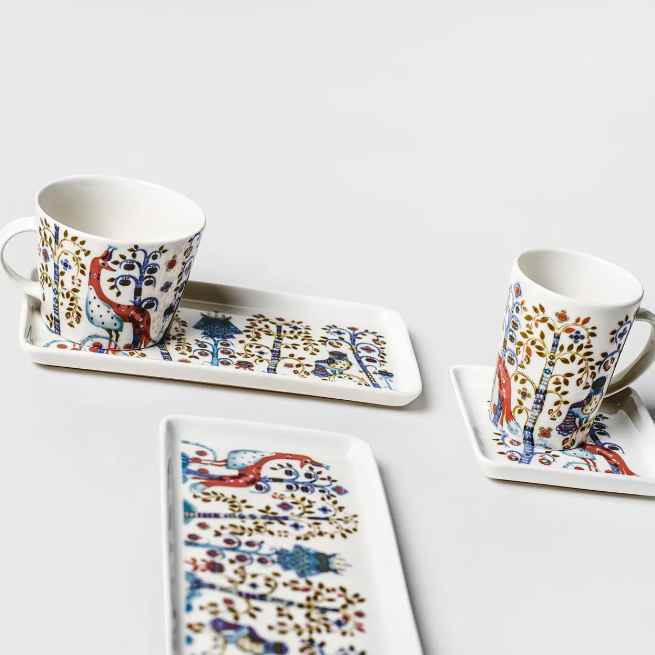 Tallrikar*IITTALA Tallrik rektangulär 12x24cm vit Blandad färg