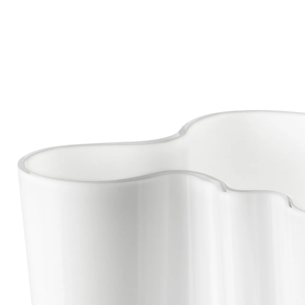 Alvar Aalto Collection|Vaser*IITTALA Vas 120mm opal Vit