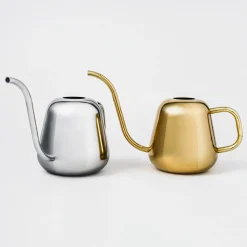 Krukor*IITTALA Vattenkanna mässing 2L Mässing